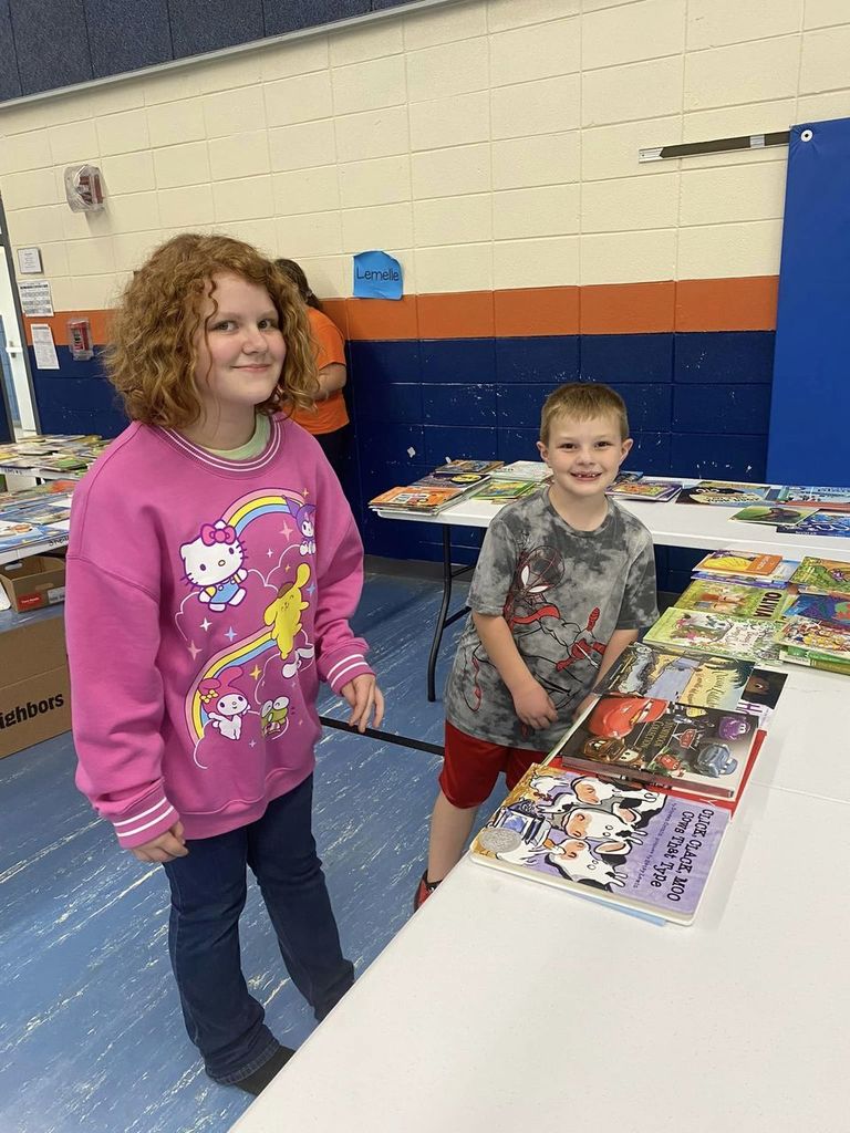 Magnet Literacy Month 2022